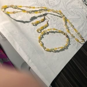 Handmade-yellow-earrings-bracelet-necklace
